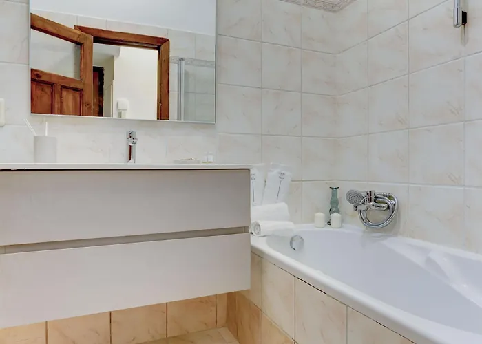 Vatican Doria 64 - And Apartamento *